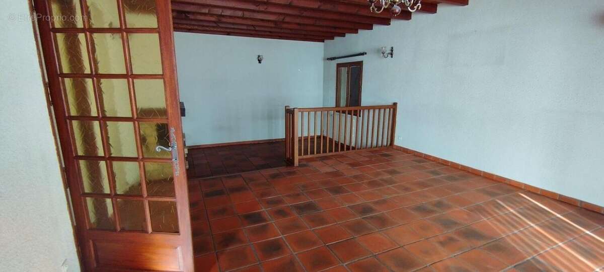 Maison à BIARS-SUR-CERE