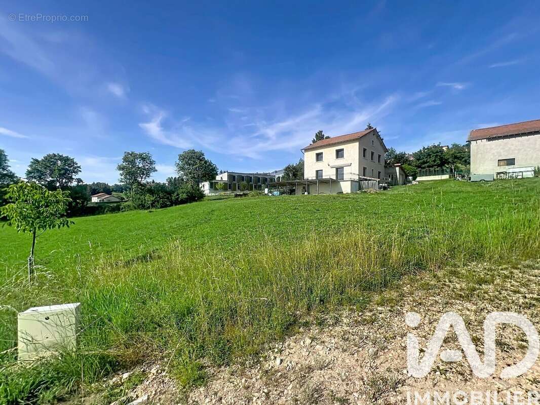 Terrain 852 m² à Le Monastier-Sur-Gazeille  - photo 5