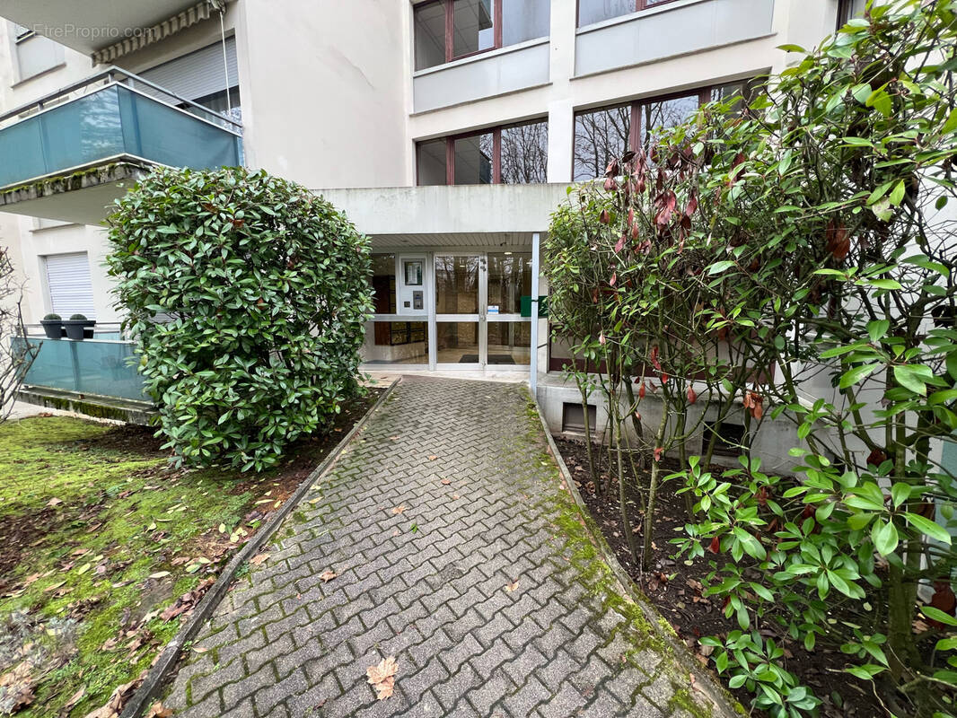 Appartement à JARVILLE-LA-MALGRANGE