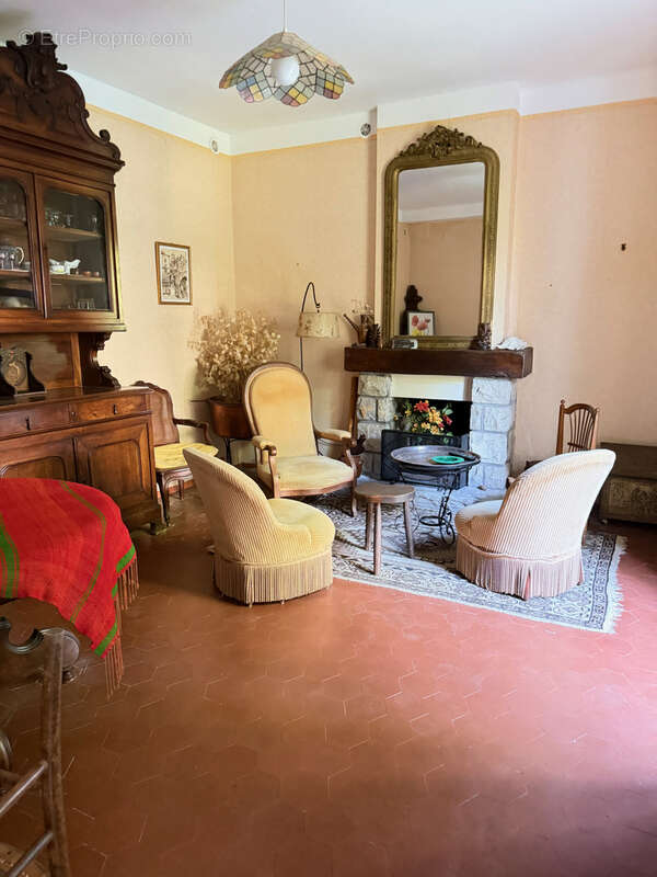 Maison à VILLEFRANCHE-DE-ROUERGUE
