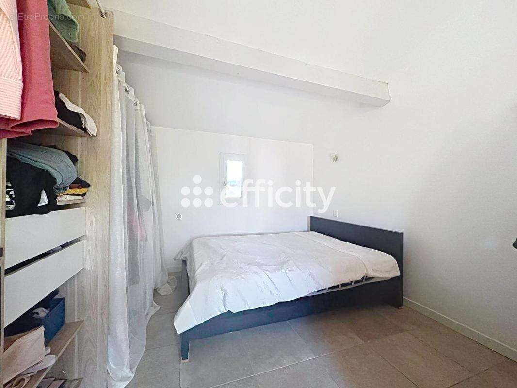 Maison 140 m² à Saint-Cannat  - photo 14