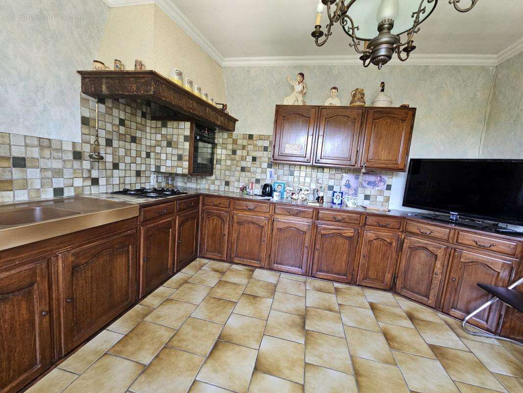 Maison à COURNONTERRAL