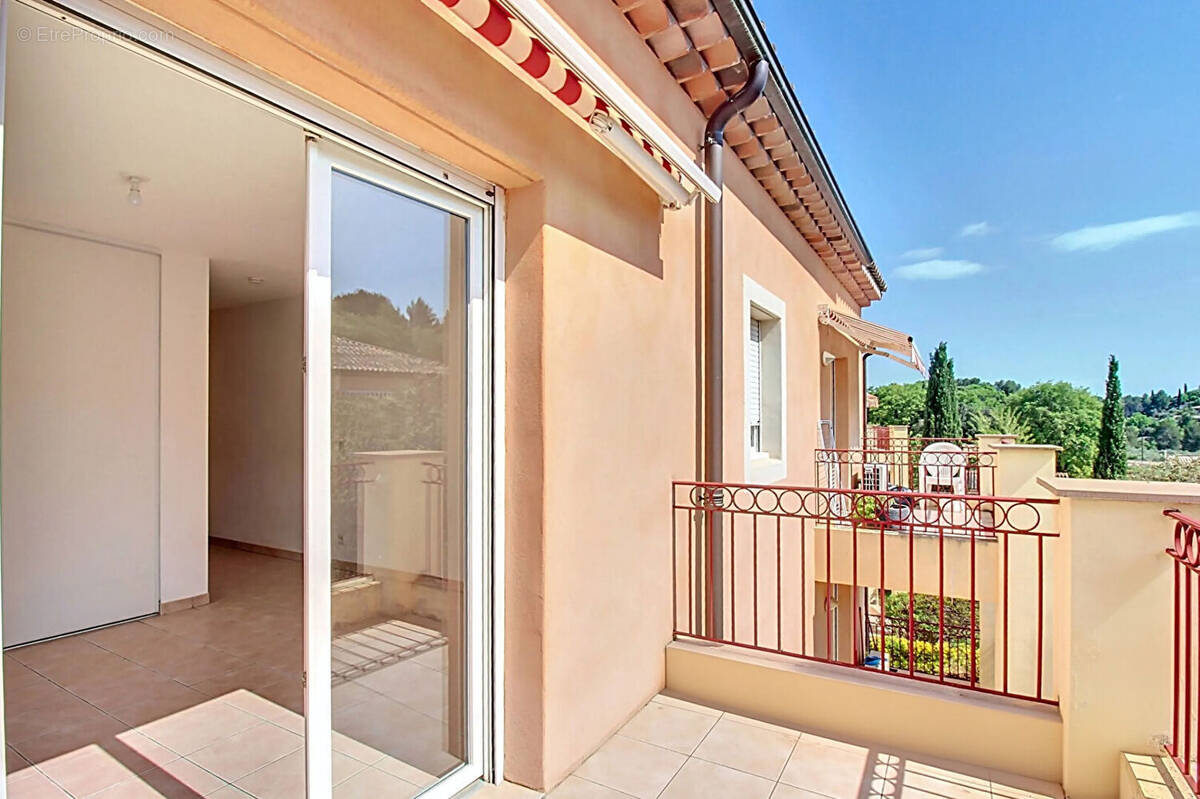 Appartement à FLAYOSC