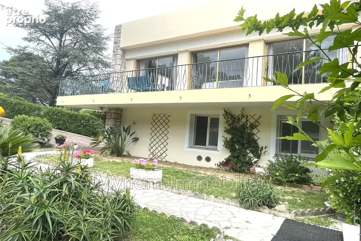 Maison 9 pièces 255 m² à vendre à Peymeinade (06530) - photo 4