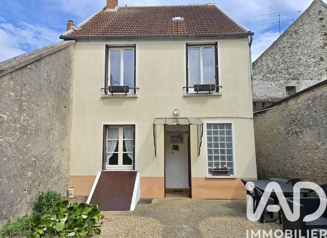 Photo 1 - Maison à PUSSAY