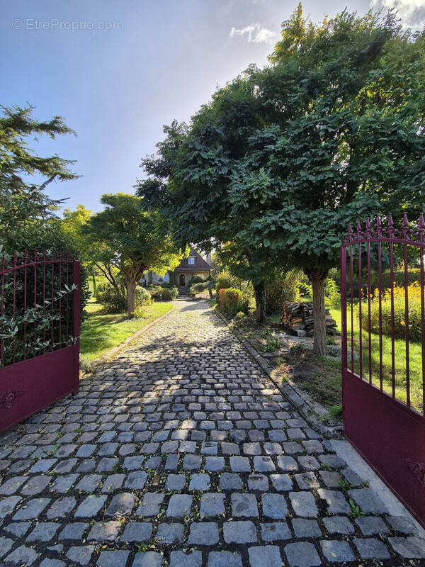 Photo 1 - Maison à ANNEZIN