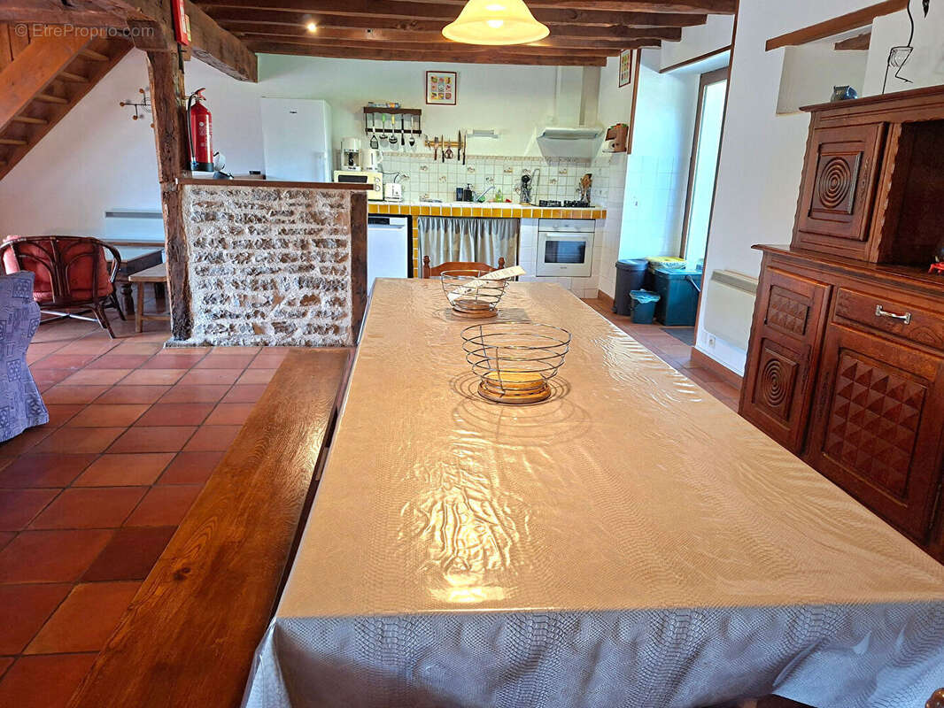 Domaine d'Exception en Quercy : Un Hameau de Pierre au Coeur du Causse de Gramat750 m2 - photo 8