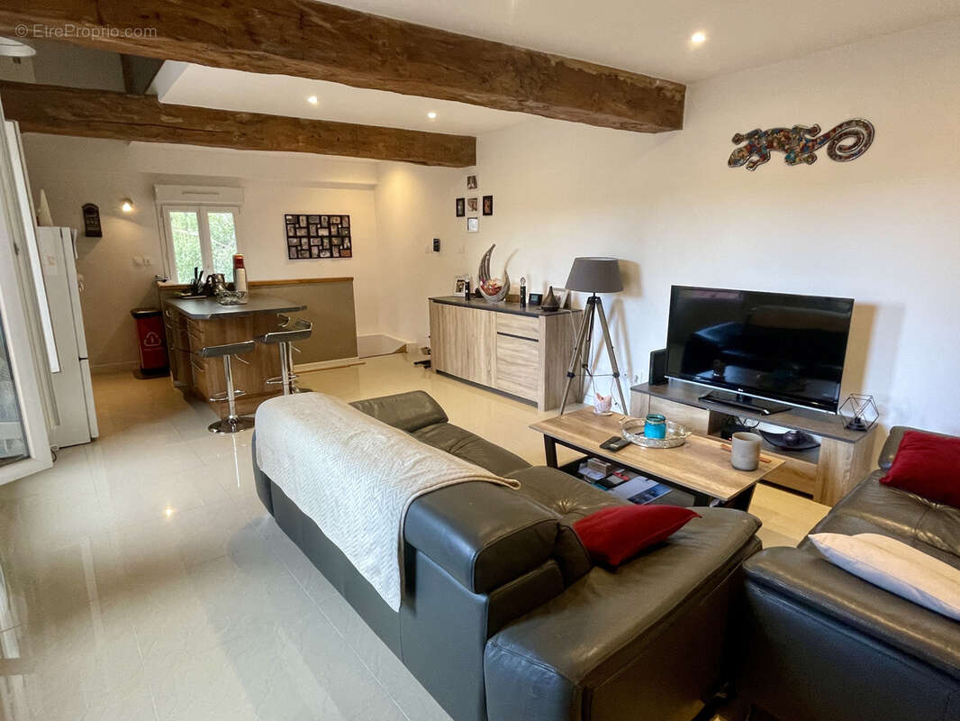 Appartement à THOISSEY