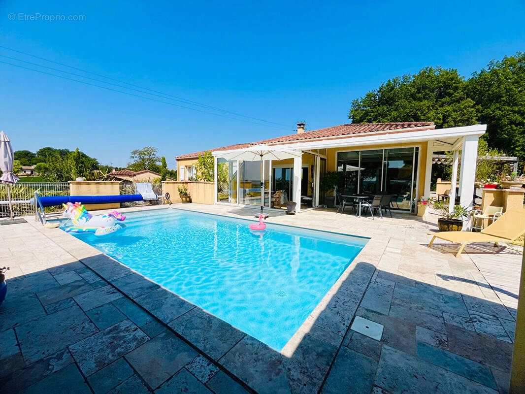 Maison à LOUGRATTE