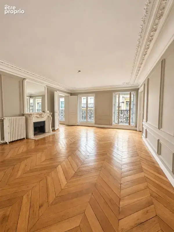 Paris 9e – Rue Drouot – Appartement traversant de 157 m² avec balcon - photo 7
