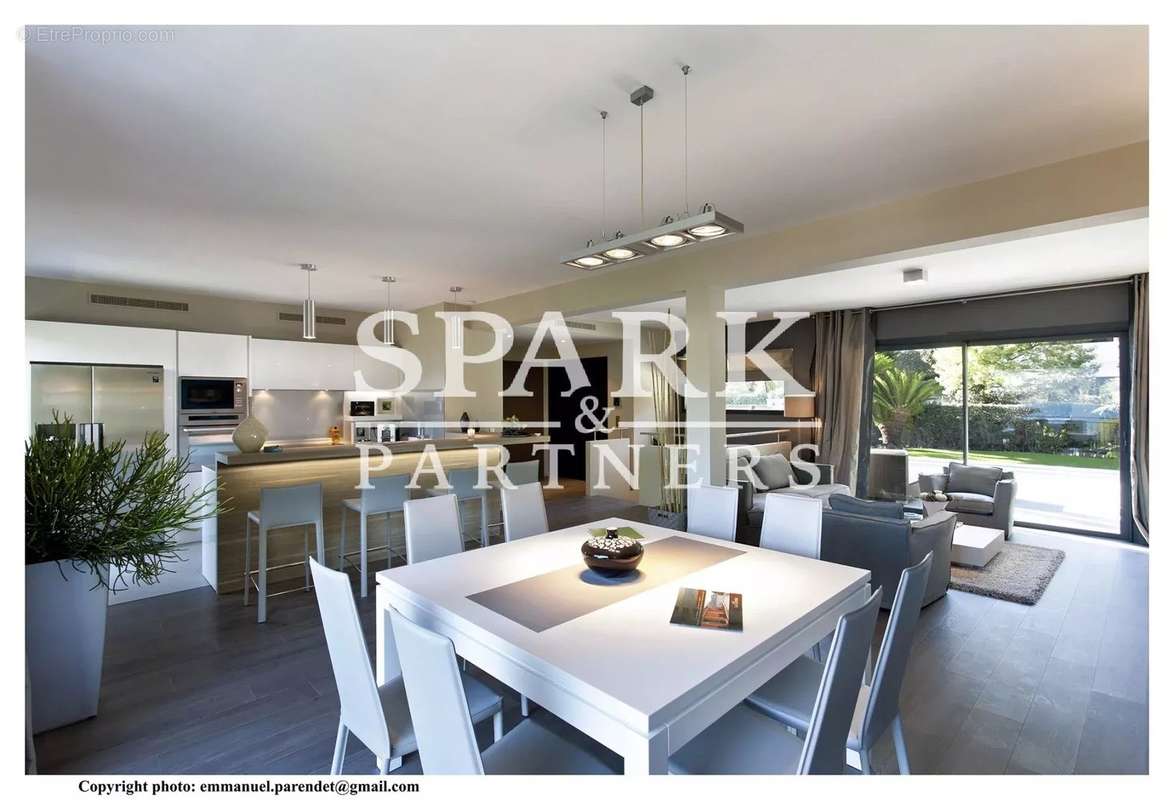 Maison à ROQUEBRUNE-CAP-MARTIN