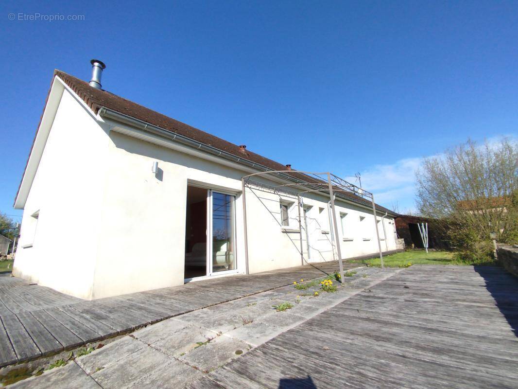 Maison à AUXON