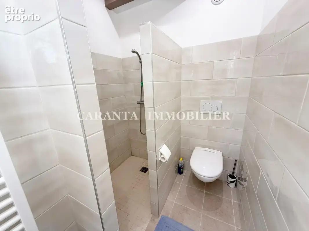 vente propriété 8 pièces Sainte Maxime avec piscine, garage et aperçu Mer à 400m du port. - photo 17