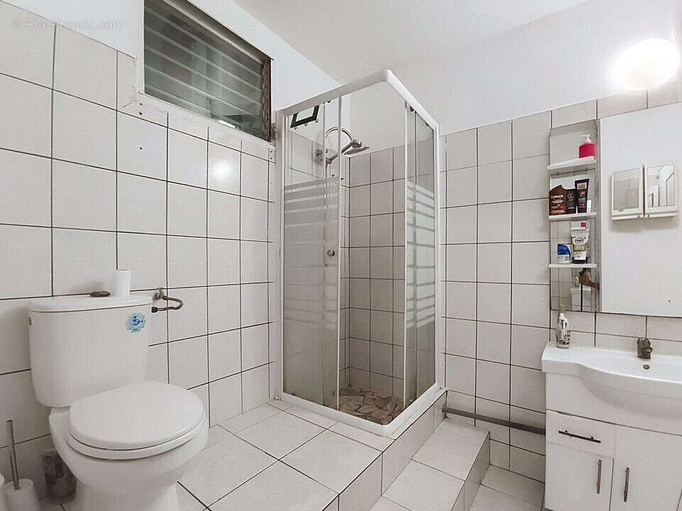 Appartement 200 m² à Le Robert  - photo 8