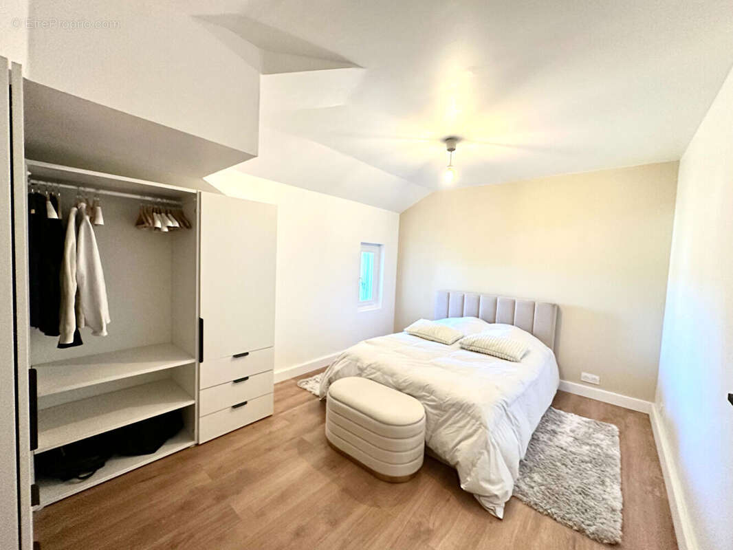 Appartement à EYRAGUES