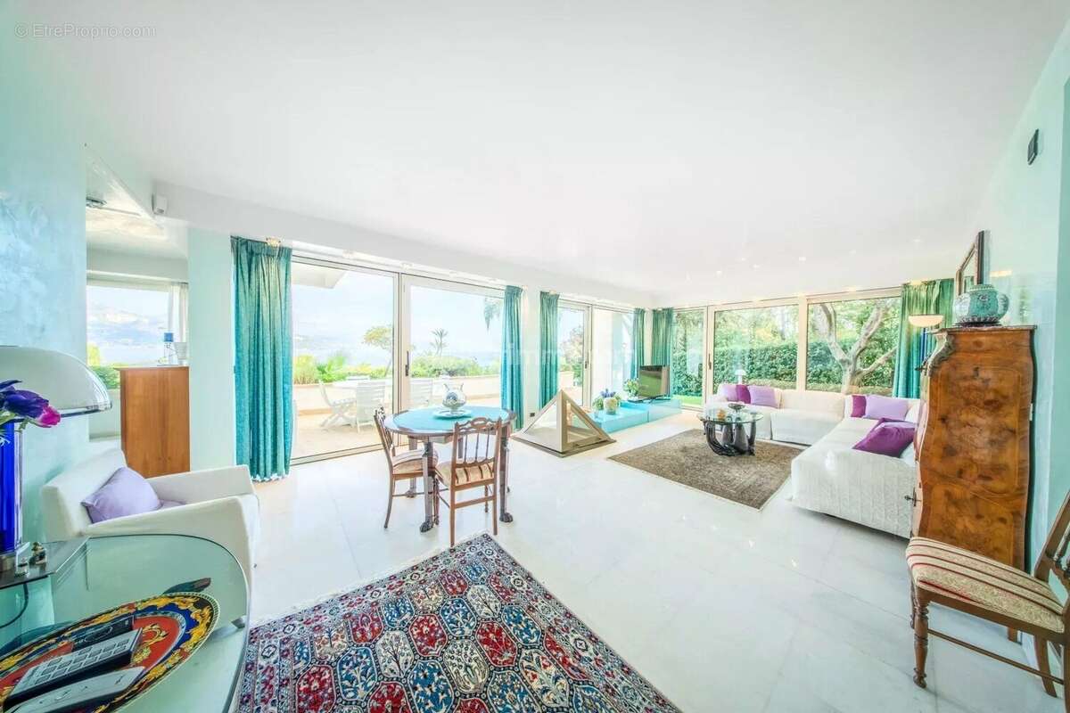 Maison à ROQUEBRUNE-CAP-MARTIN