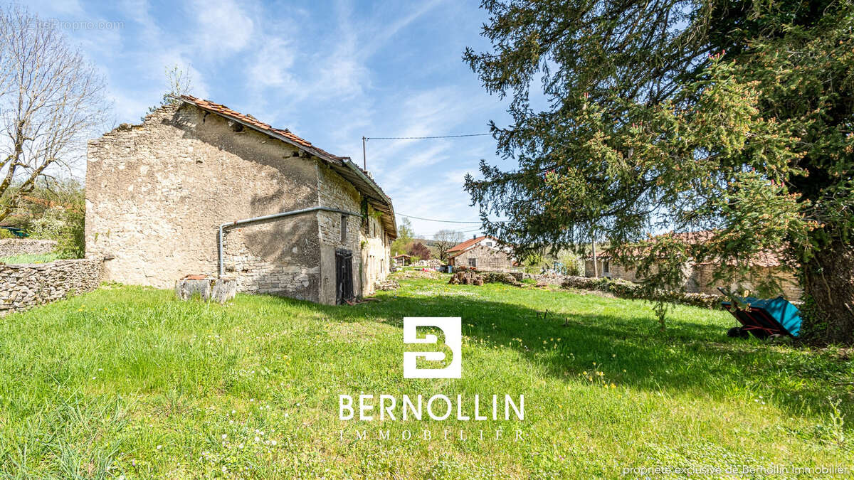 Maison en pierre à rénover de 120 m2 avec terrain et dépendance à VAL D'EPY Senaud (39160) - photo 17