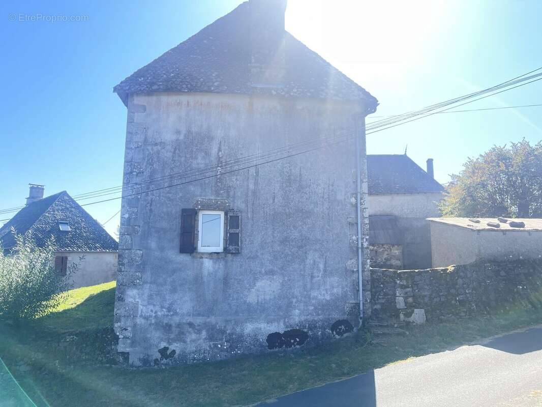 Maison à RILHAC-XAINTRIE