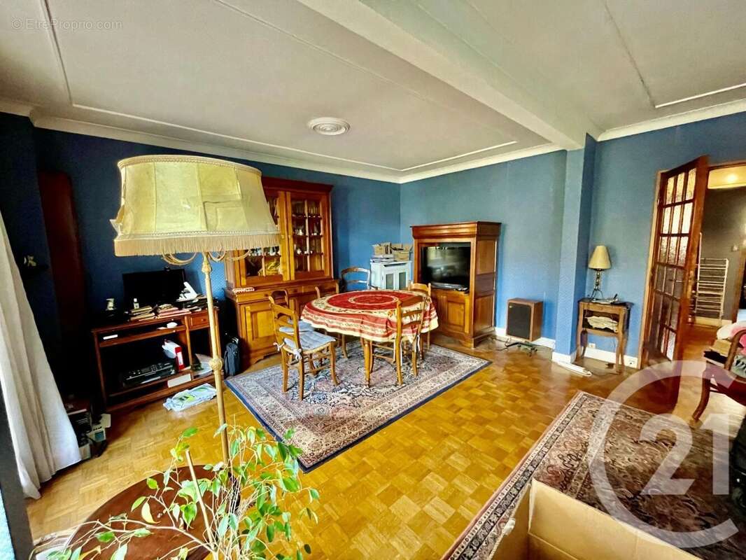 Appartement à SAINT-GRATIEN