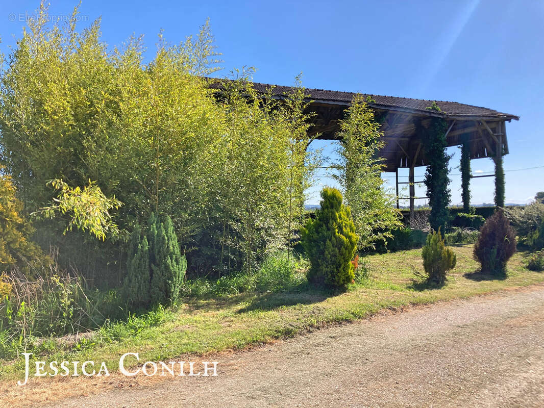 Maison à BOURDELLES