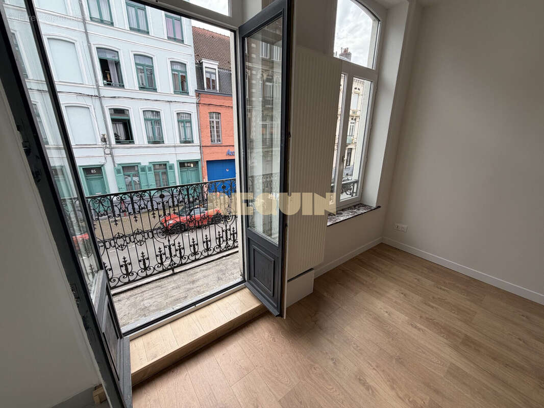 Appartement 55 m² à Lille  - photo 4