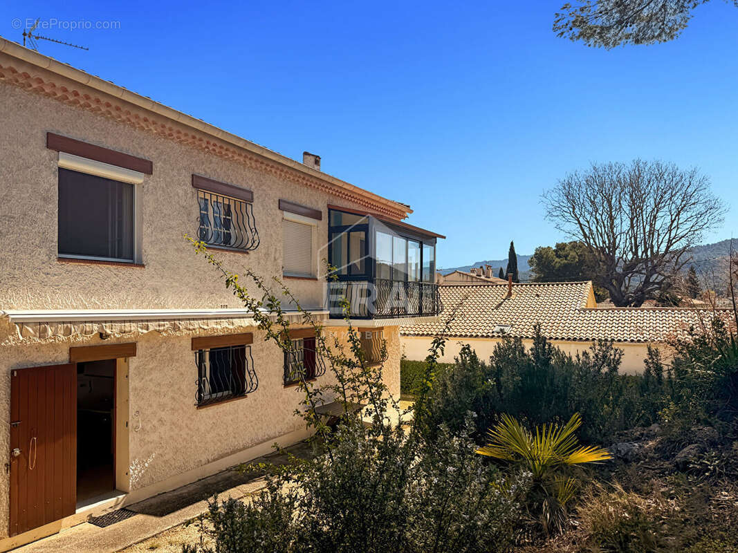 Maison à BOUC-BEL-AIR