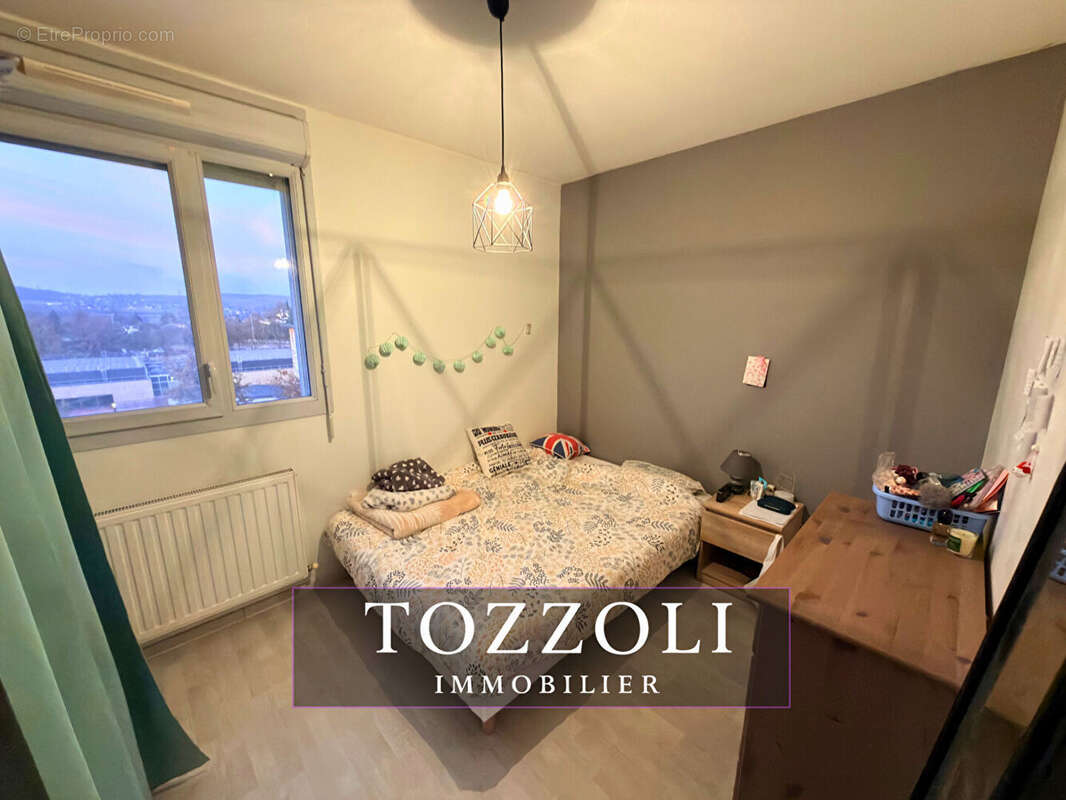 Appartement à L&#039;ISLE-D&#039;ABEAU