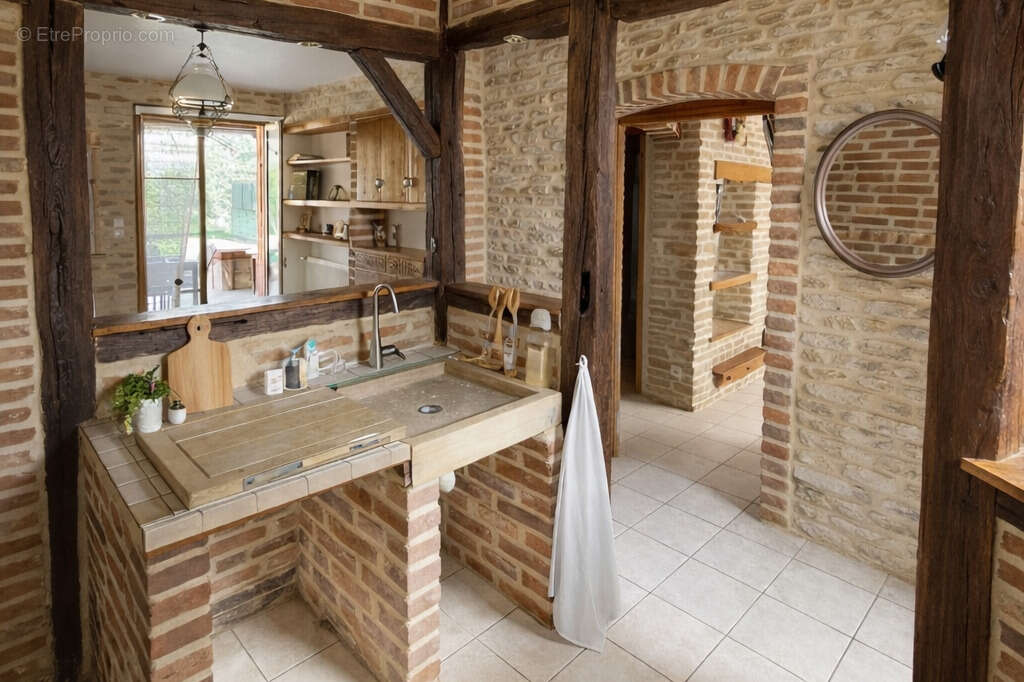 Maison à CUISERY