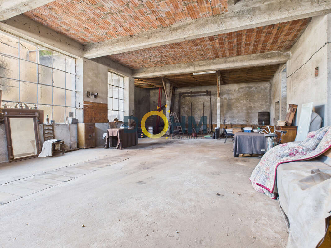 A vendre grand garage a ambert - photo 2