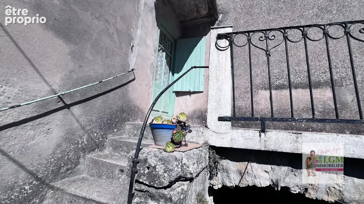Maison de caractère à rénover - photo 6