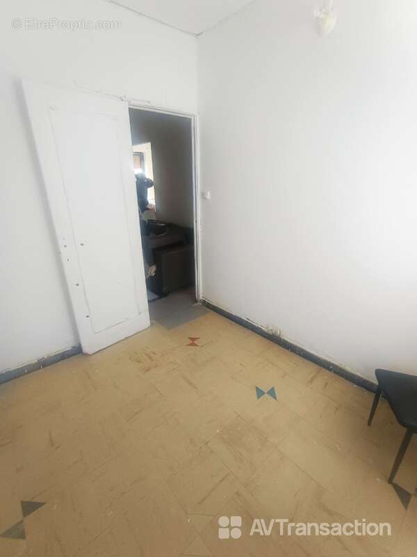 Appartement à MARSEILLE-3E