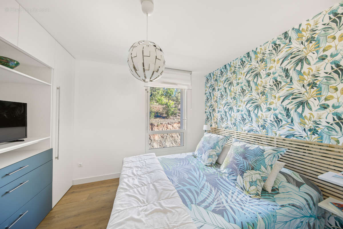 Appartement à LA LONDE-LES-MAURES