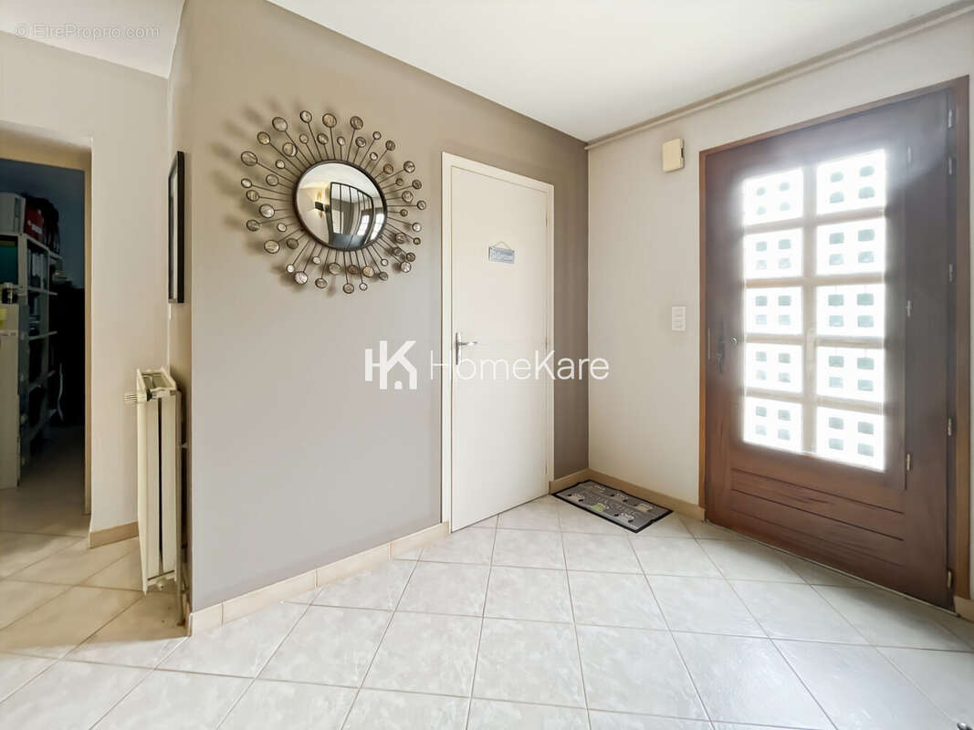 Maison 210 m² à Belpech  - photo 2