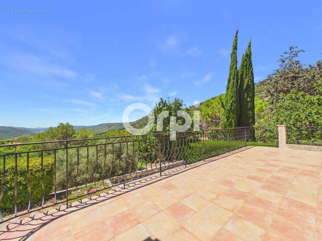 Propriété de caractère avec vue panoramique - photo 2