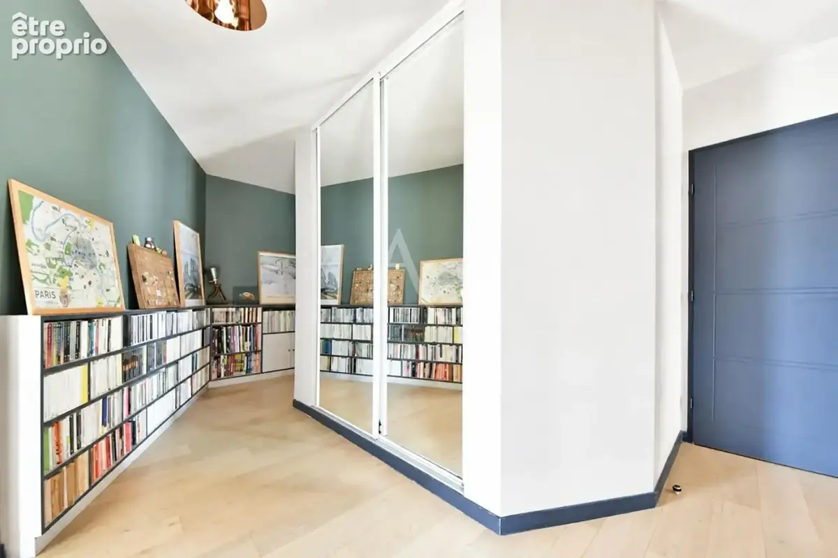 BNF  - 5 pièces avec loggia et terrasse - photo 9