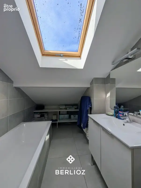 Meylan   limite montbonnot-saint-martin   maison mitoyenne 4 chambres   149 m2 au sol   jardin 300 m2   piscin - photo 32