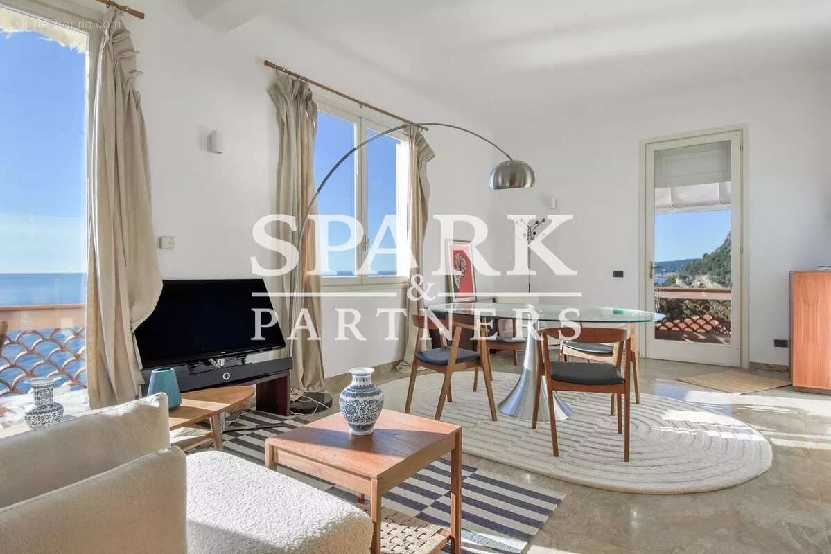 Appartement à CAP-D'AIL