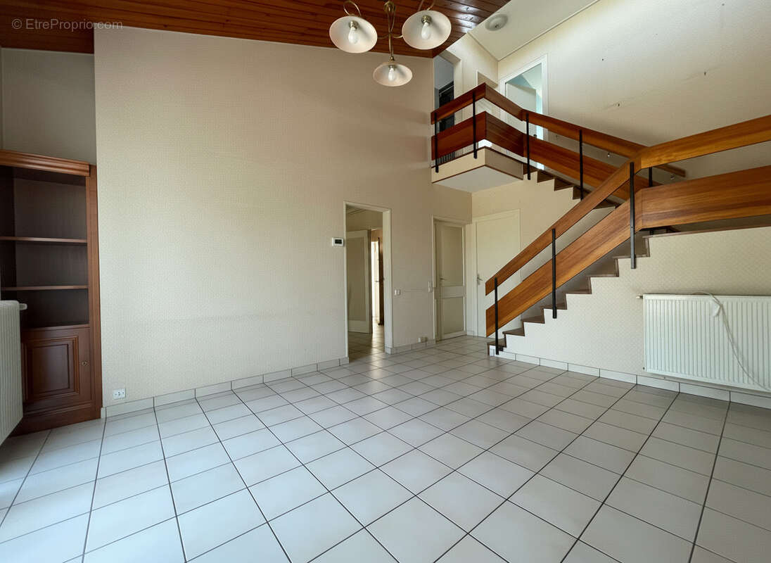 maison 3 chambres avec vie de plain pied proche des commerces - photo 2