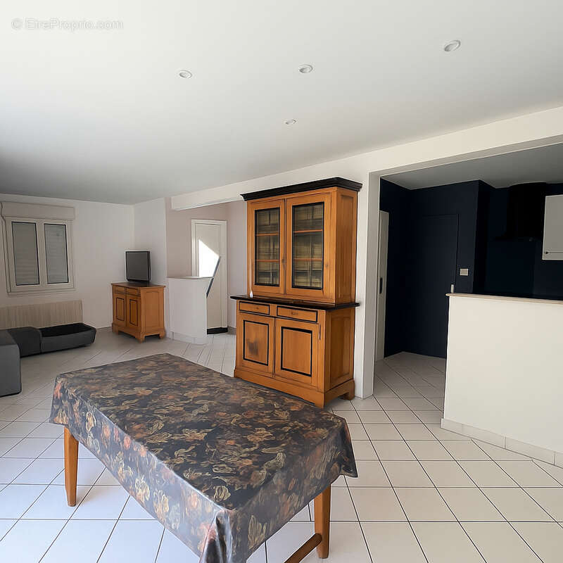 Maison à SAINT-BERTHEVIN