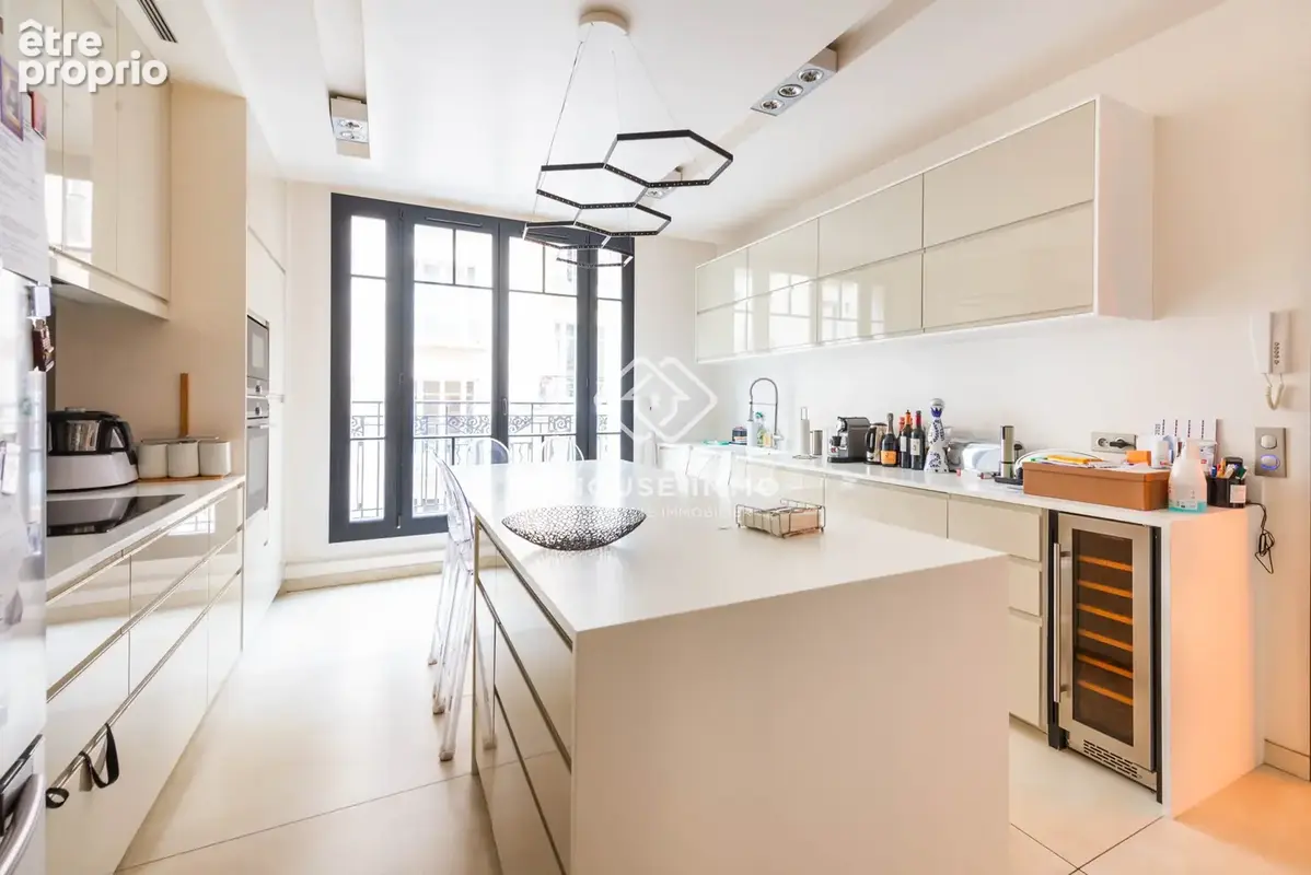 Appartement 200 m² à Neuilly-Sur-Seine  - photo 4