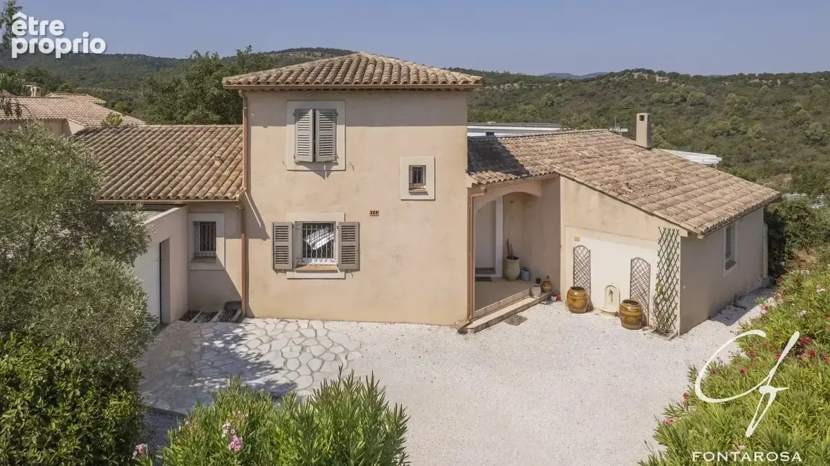 Villa 5 pièces Saint-Aygulf Piscine et Garage - photo 5