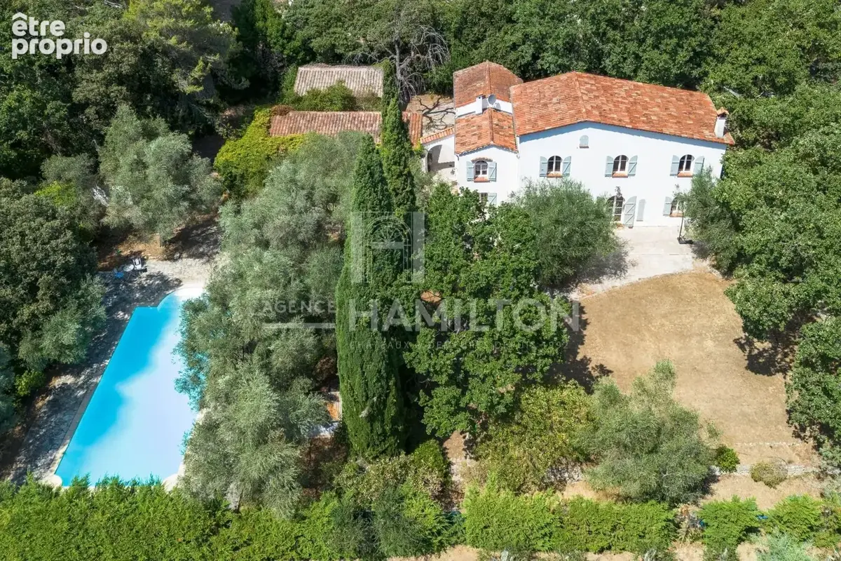 Photo Maison à Grasse au prix de 1 200 000€