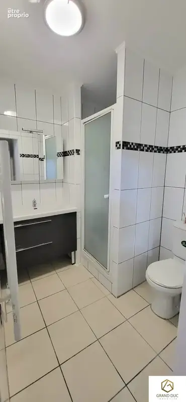 À VENDRE   T2 Traversant de 42 m2 en Plein Cœur du Panier - photo 7
