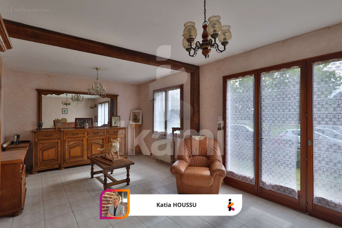 Maison à CHAUMONT-SUR-THARONNE