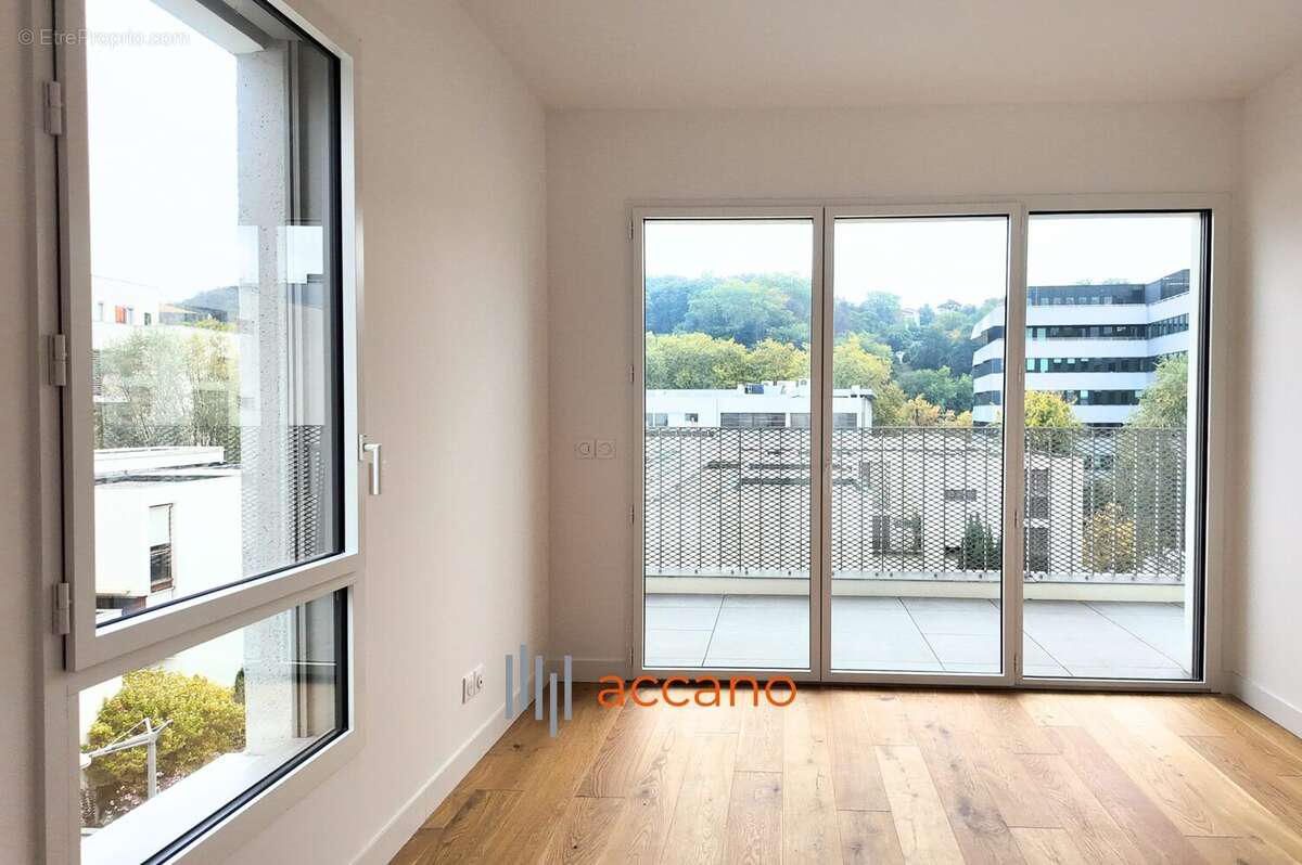 Appartement à LYON-9E