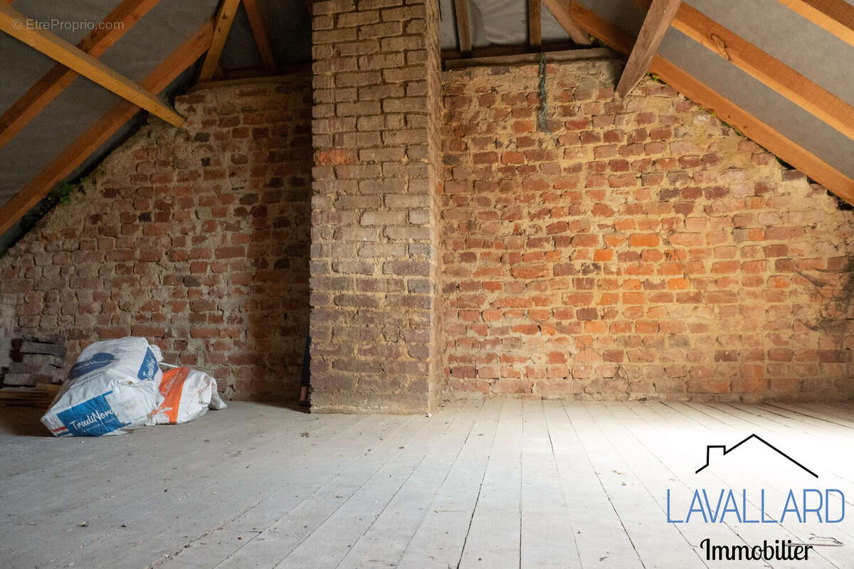 Maison 63 m² à Beaufort-En-Santerre  - photo 4
