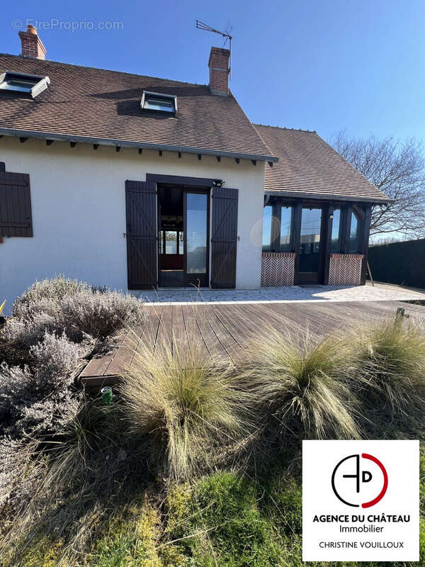 Maison à LES BORDES