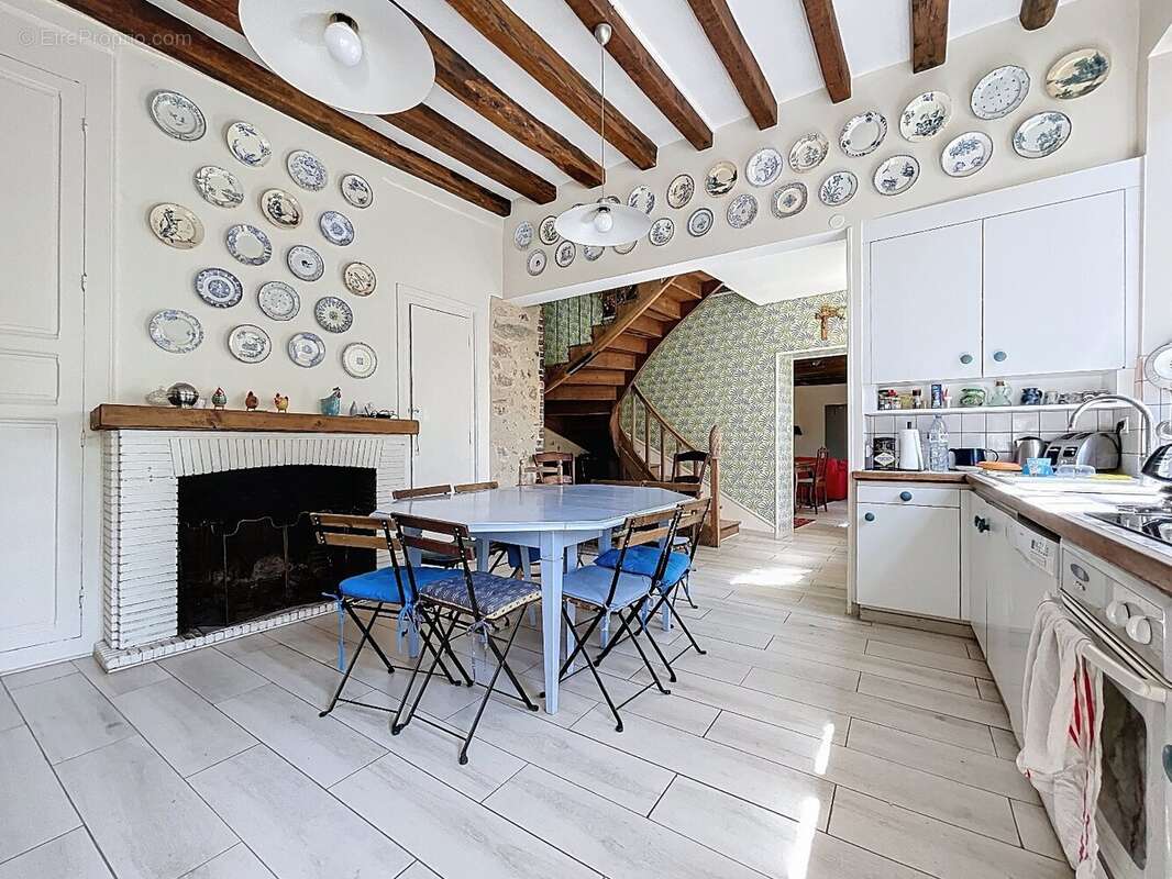 Maison à CHUELLES