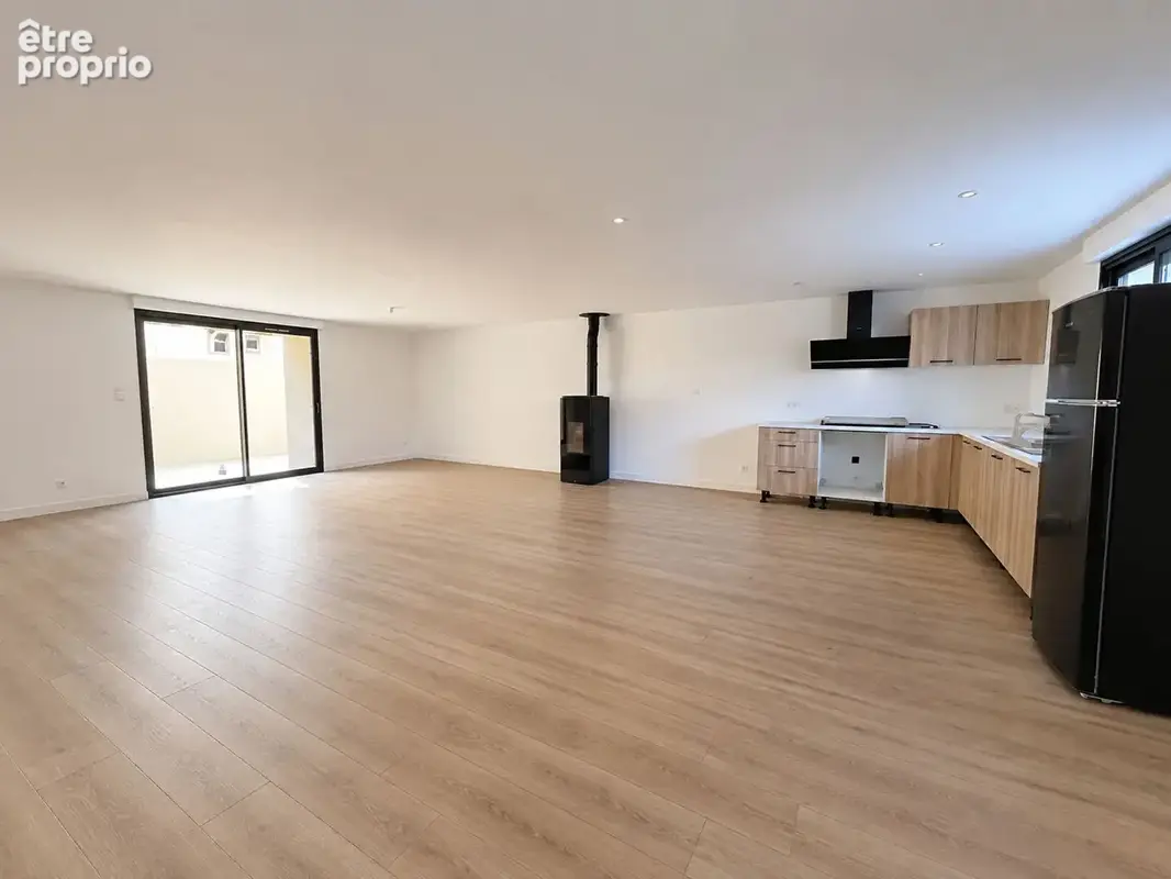 Appartement à ARPAJON-SUR-CERE
