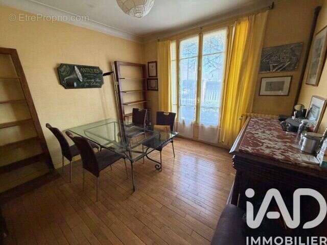 Photo 2 - Maison à SAINT-FARGEAU-PONTHIERRY